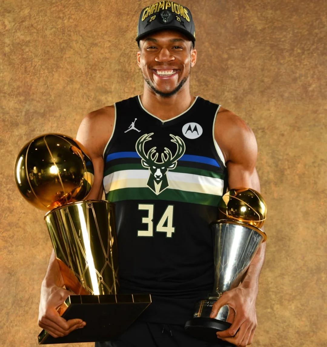 字母哥在加拿大队比赛中大胜,精彩发挥引发热议!的简单介绍 字母哥在加拿大队比赛中大胜,精彩发挥引发热议!的简单介绍