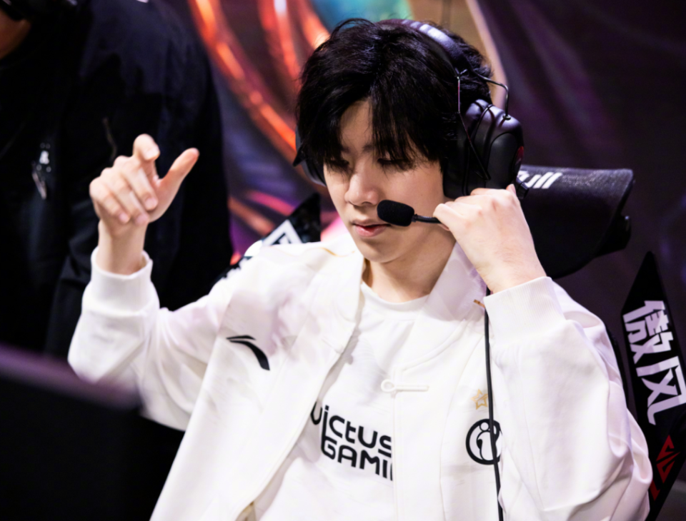 开云体育-包含TheShy在勇士比赛中势不可挡，惊险取胜引发热议！的词条